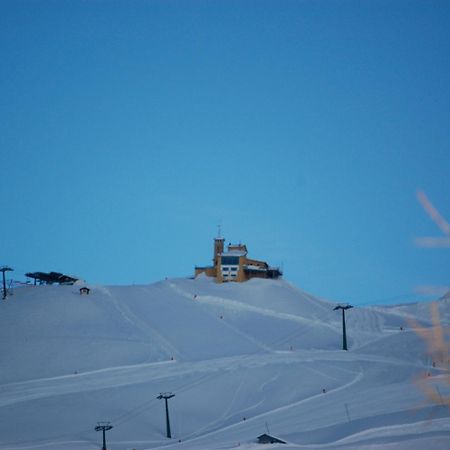 Tana Della Volpe Hotel Sestriere Ngoại thất bức ảnh