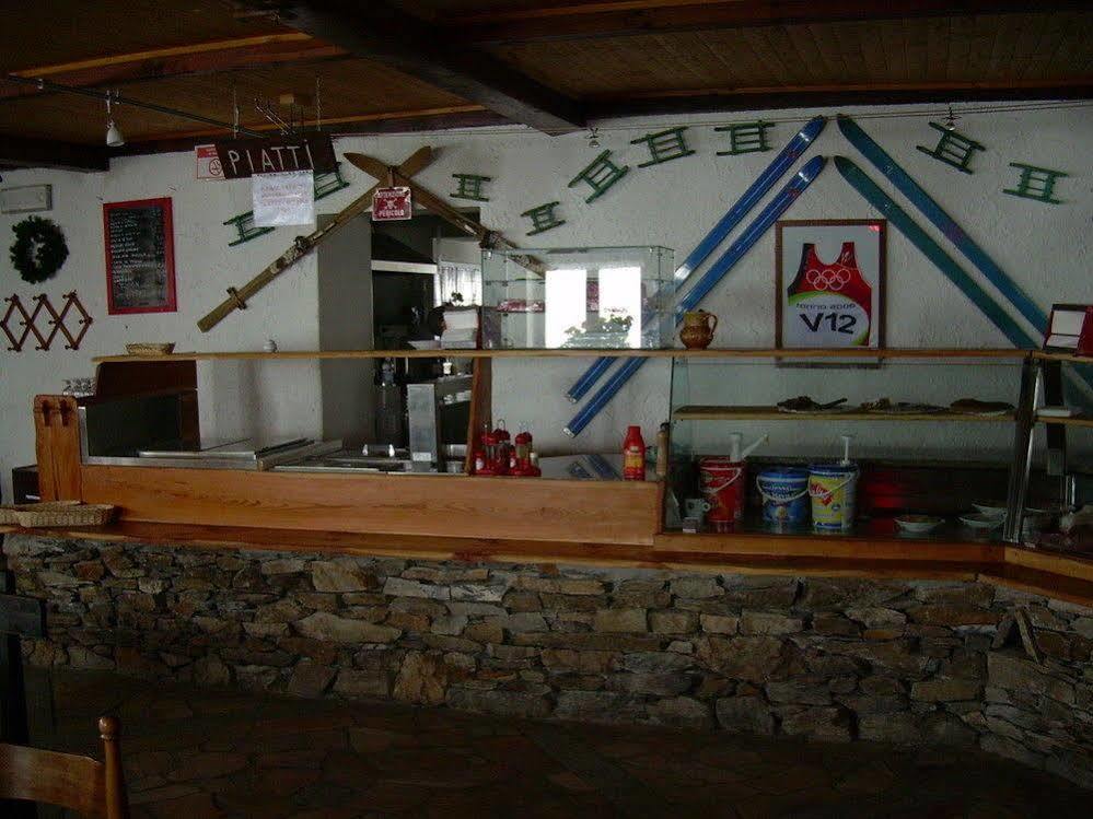 Tana Della Volpe Hotel Sestriere Ngoại thất bức ảnh